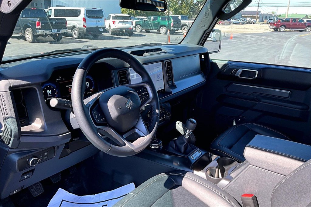 Used 2026 Ford Bronco Badlands AWD/4WD image 10