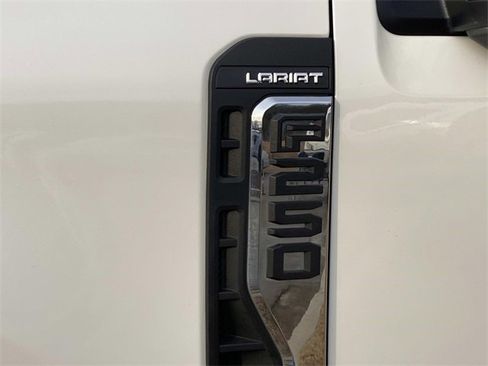 Used 2024 Ford F250 Lariat w/ Lariat Ultimate Package image 11