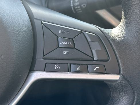 Used 2025 Nissan Altima 2.5 SV image 25