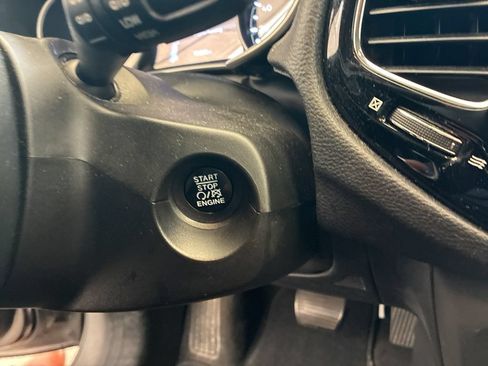 Used 2017 Jeep Compass Limited AWD/4WD image 17