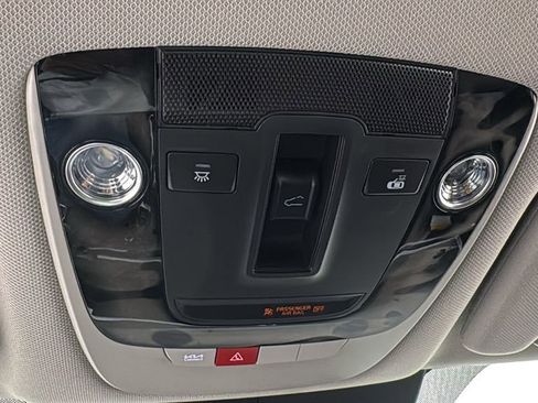 New 2025 Kia Sorento SX image 30