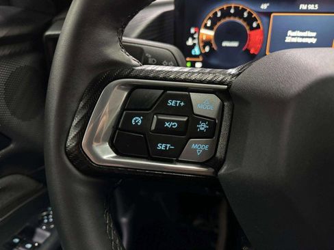 Used 2025 Ford Mustang Coupe image 25