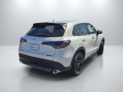 New 2026 Honda HR-V Sport image 4