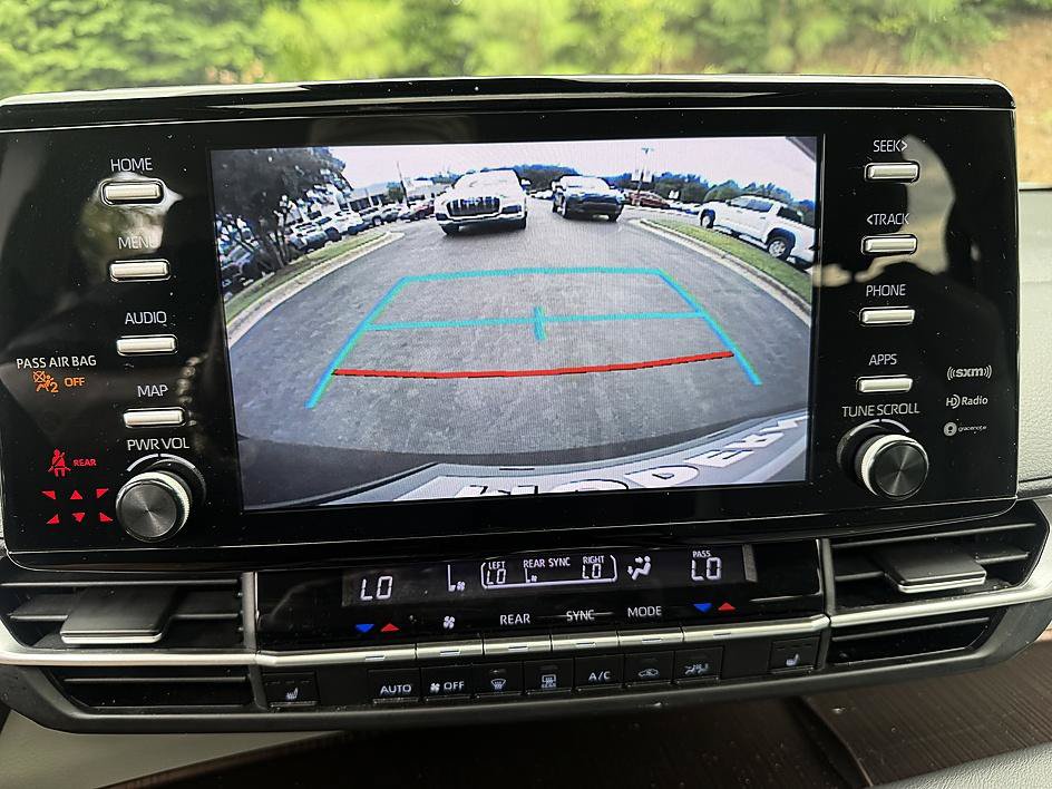 Certified 2022 Toyota Sienna XLE FWD image 18