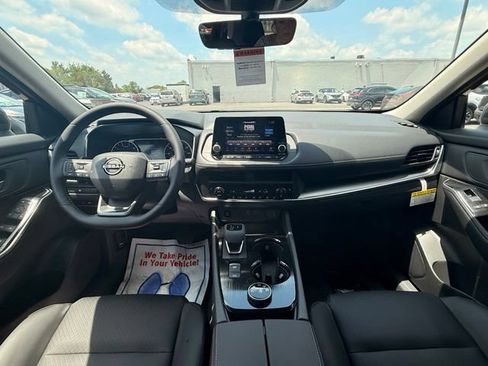 New 2026 Nissan Rogue Dark Armor AWD/4WD image 22