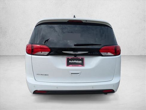 New 2026 Chrysler Voyager LX image 6