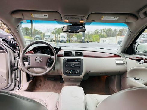 Used 2008 Buick Lucerne CXL w/ Driver Confidence Package FWD image 31