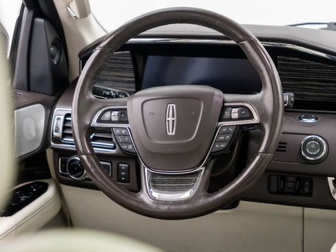 Used 2021 Lincoln Navigator Black Label AWD/4WD image 10