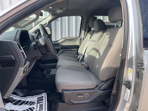 Used 2017 Ford F250 XLT w/ XLT Premium Package image 8