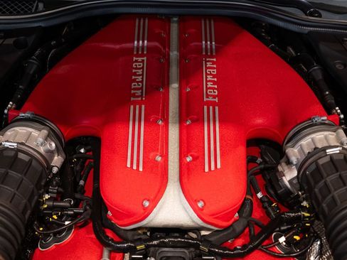 Certified 2022 Ferrari 812 Competizione RWD image 19