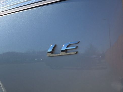 Used 2024 Toyota Corolla Cross LE image 19