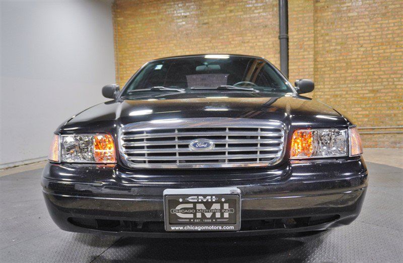 Used 2010 Ford Crown Victoria Police Interceptor RWD image 4