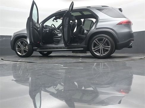 Used 2020 Mercedes-Benz GLE 350 w/ Premium Package image 41