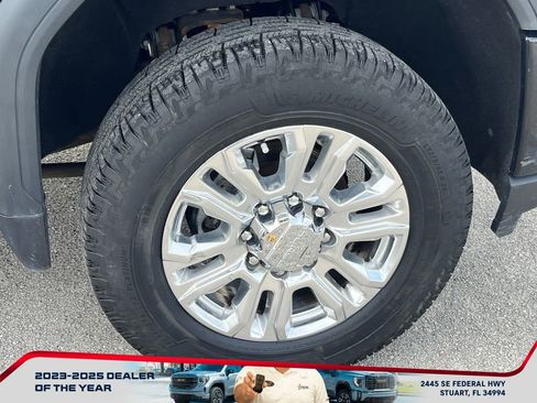 Used 2021 GMC Sierra 3500 Denali w/ Denali Ultimate Package image 21