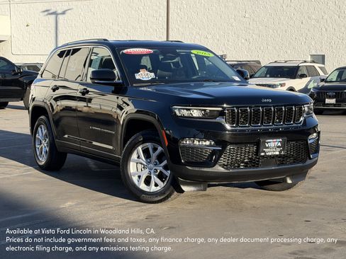 Used 2023 Jeep Grand Cherokee Limited image 1
