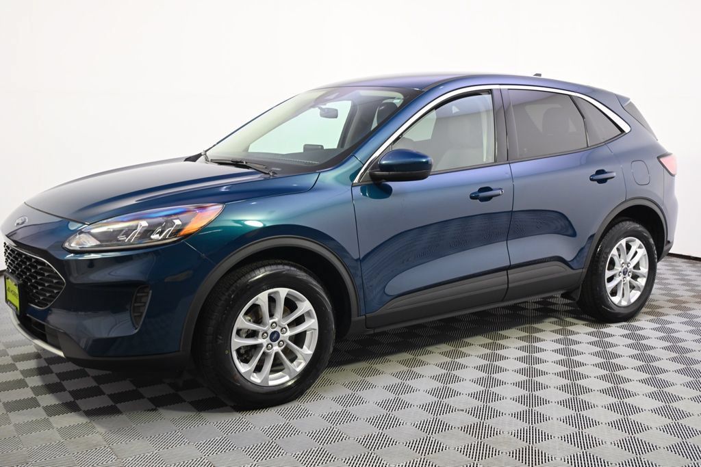 Used 2020 Ford Escape SE AWD/4WD image 2
