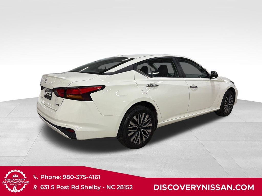Certified 2025 Nissan Altima 2.5 SV AWD/4WD image 6