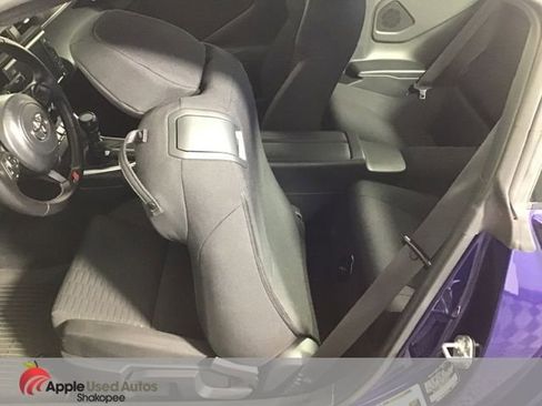 Used 2023 Toyota GR86 w/ ALL Weather Mat Package (TMS) image 18