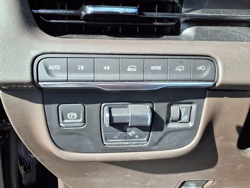 Used 2024 Cadillac Escalade Sport w/ Touring Package AWD/4WD image 12