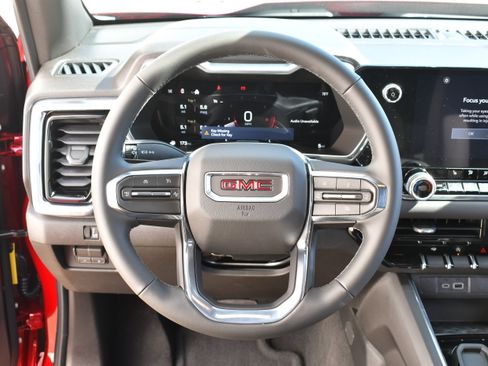 New 2026 GMC Canyon Elevation w/ Convenience Package RWD image 15
