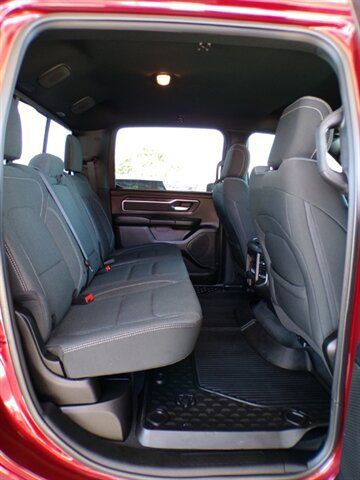 Used 2021 RAM 1500 Big Horn AWD/4WD image 30