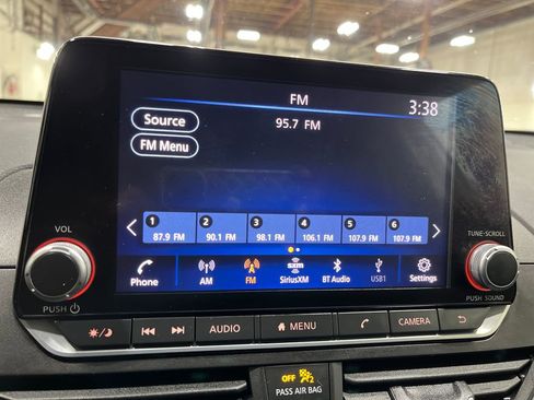 Used 2023 Nissan Altima 2.5 SR image 7