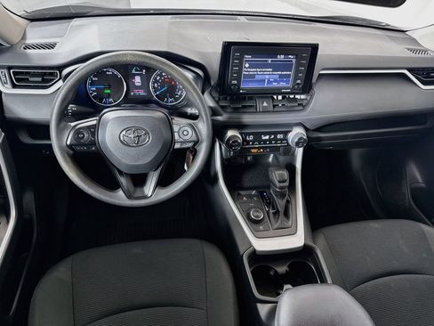 Certified 2021 Toyota RAV4 LE AWD/4WD image 21