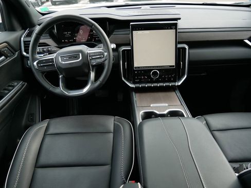 Used 2024 GMC Acadia Denali image 14