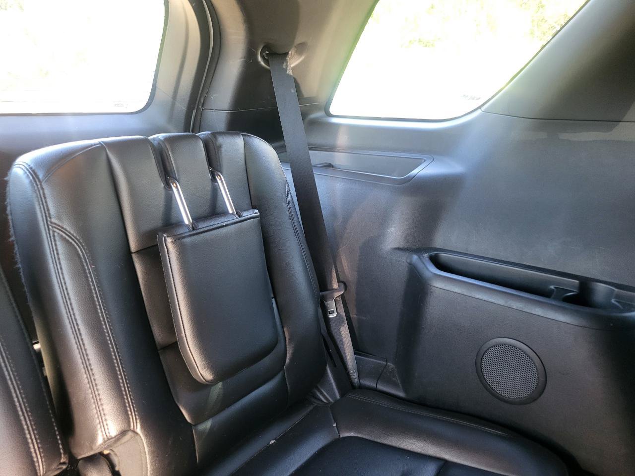 Used 2016 Ford Explorer XLT w/ Equipment Group 202A FWD image 16