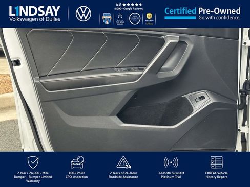 Certified 2022 Volkswagen Tiguan SE w/ Panoramic Sunroof Package image 9