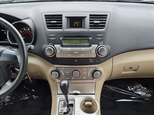 Used 2012 Toyota Highlander FWD image 13