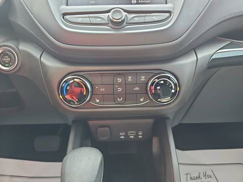 Used 2021 Chevrolet TrailBlazer LT w/ Driver Confidence Package FWD image 24