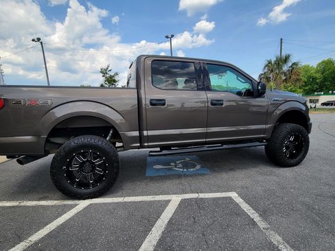 Used 2016 Ford F150 XLT AWD/4WD image 19