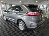 Used 2024 Ford Edge SEL image 5