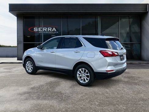 Used 2018 Chevrolet Equinox LT AWD/4WD image 3