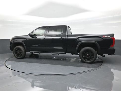 Used 2023 Toyota Tundra SR5 image 5