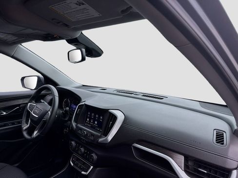 Used 2023 GMC Terrain SLE w/ Driver Convenience Package FWD image 21