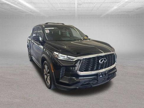 Used 2023 INFINITI QX60 Luxe w/ Vision Package AWD/4WD image 9