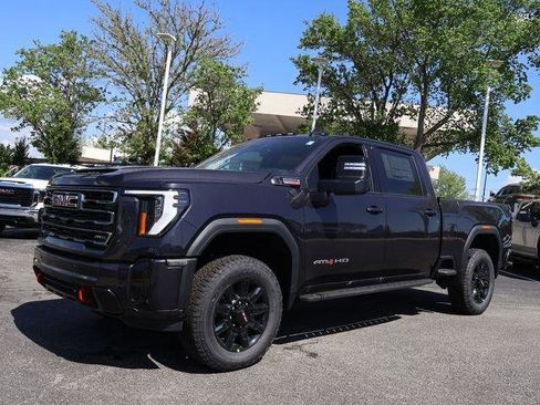New 2026 GMC Sierra 2500 AT4 w/ AT4 Premium Plus Package AWD/4WD image 3