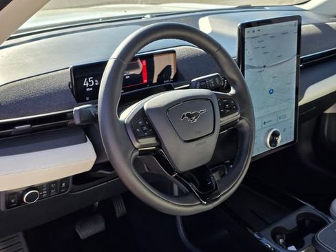 Used 2024 Ford Mustang Mach-E Premium image 15