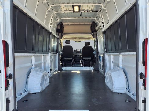 Used 2024 RAM ProMaster 3500 w/ Safety Group image 12