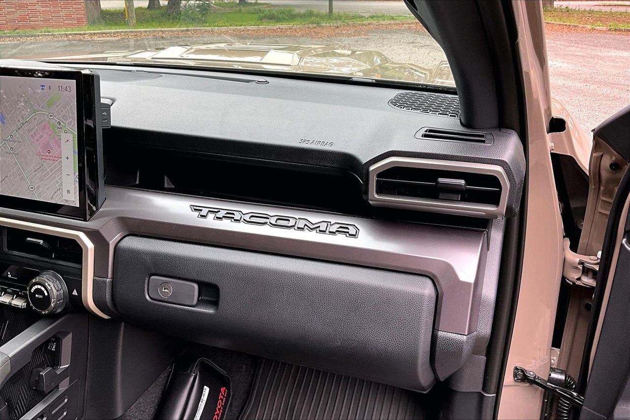 Used 2026 Toyota Tacoma TRD Sport AWD/4WD image 22