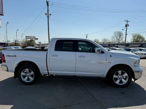 Used 2018 RAM 1500 SLT image 2