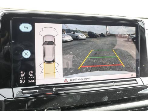 New 2026 Volkswagen Atlas Cross Sport SE FWD image 7