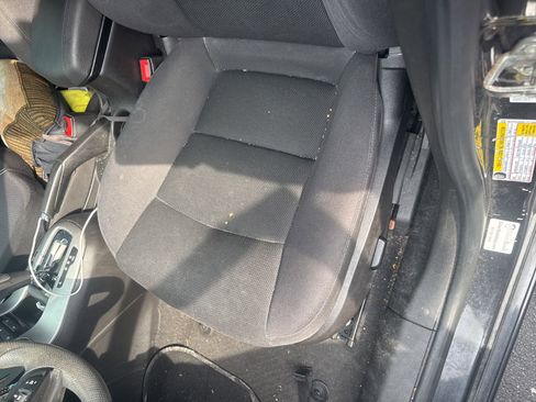 Used 2015 Chevrolet Cruze LT FWD image 14