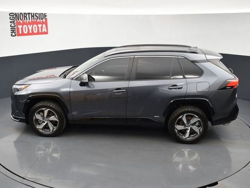 Used 2024 Toyota RAV4 SE w/ Weather & Moonroof Package image 20