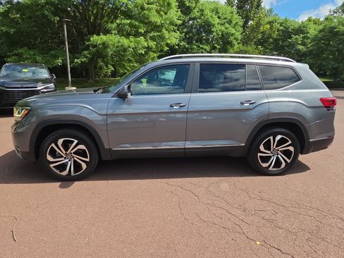 Used 2022 Volkswagen Atlas SEL AWD/4WD image 6