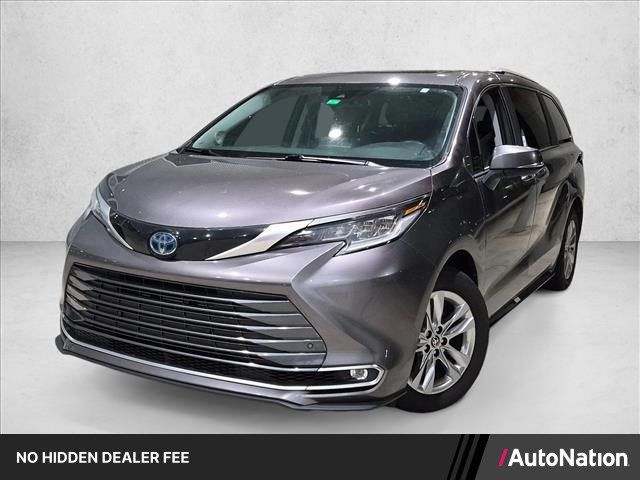 Used 2022 Toyota Sienna Limited FWD image 1