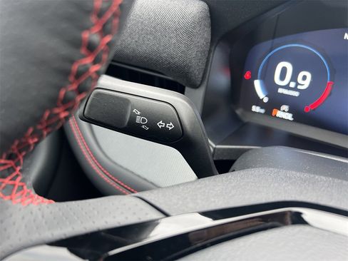 New 2026 Ford Explorer ST-Line w/ Premium Package image 10