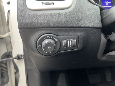 Used 2020 Jeep Compass Latitude image 15